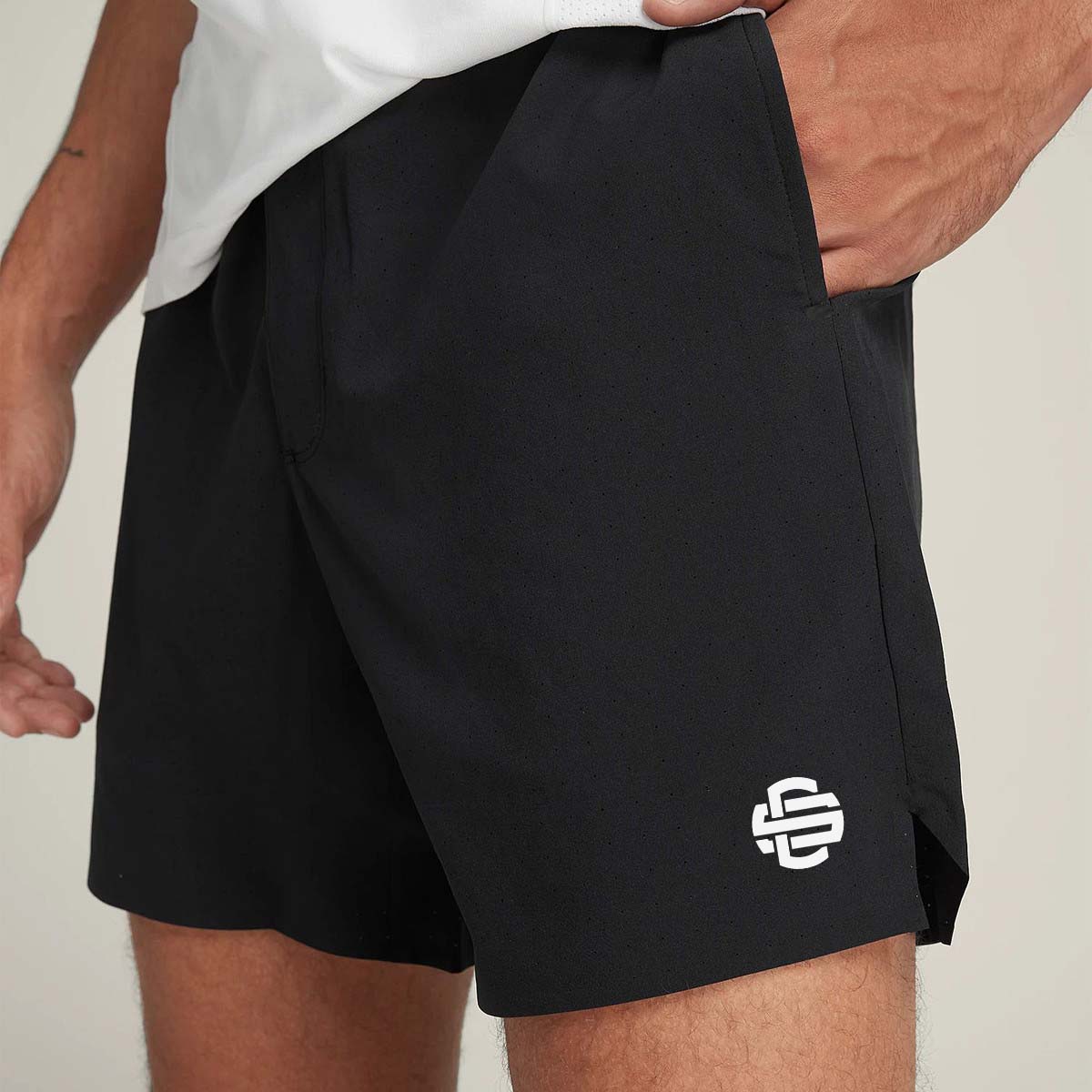 CLUBTECH SHORTS - Negro